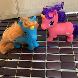 Lot of 2‎ Gi Go Unicorn Pony Figures Pink And Blue  "My Little Pony" MLP